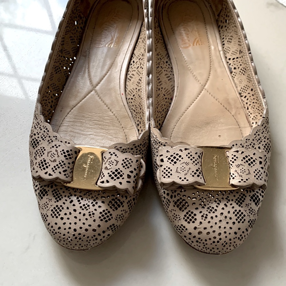 Ferragamo ballerina flats